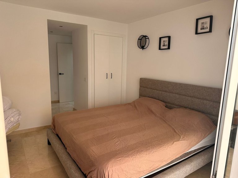 Apartment for Sale in New Golden Mile, Malaga 18