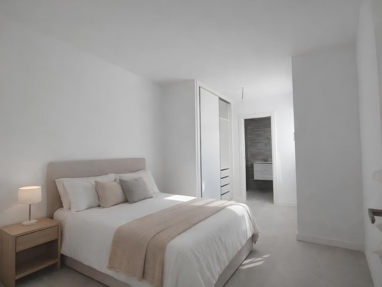 Apartment for Sale in Fuengirola, Malaga 12