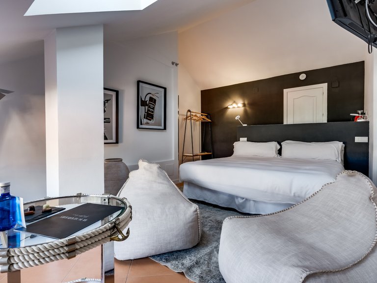 Apartment for Sale in Nueva Andalucía, Malaga 33