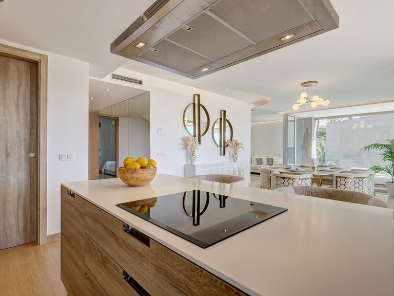 Apartment for Sale in Benahavís, Malaga 10