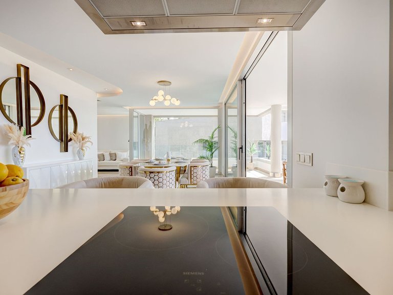 Apartment for Sale in Benahavís, Malaga 14