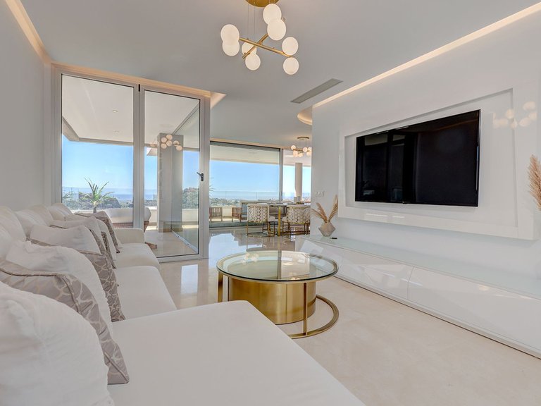 Apartment for Sale in Benahavís, Malaga 17