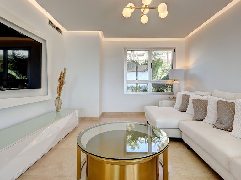 Apartment for Sale in Benahavís, Malaga 19