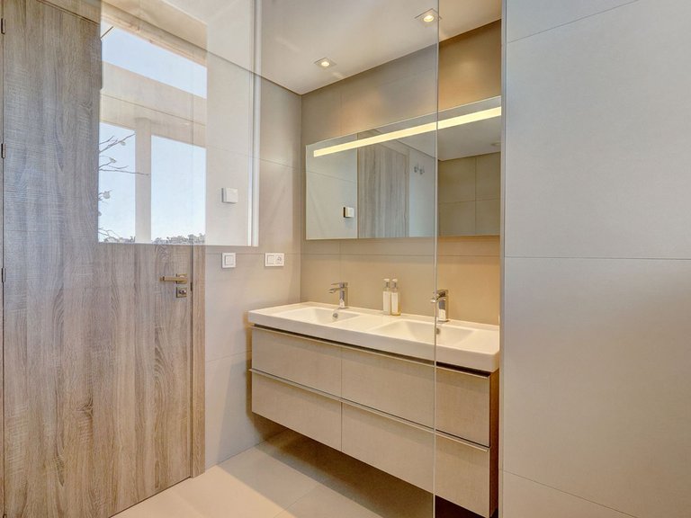 Apartment for Sale in Benahavís, Malaga 23