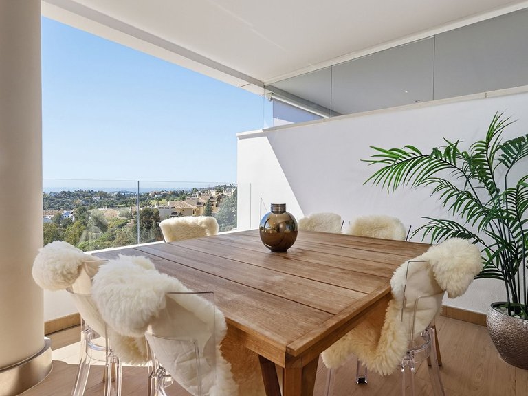 Apartment for Sale in Benahavís, Malaga 5