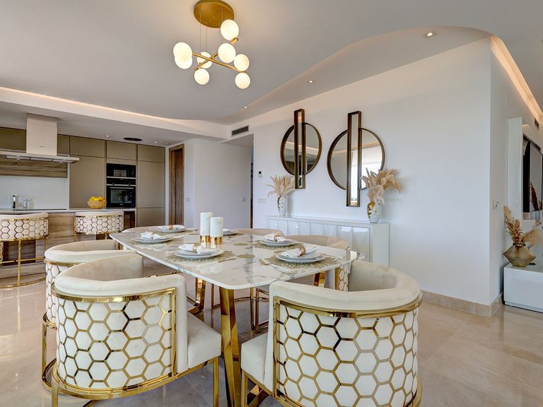 Apartment for Sale in Benahavís, Malaga 7