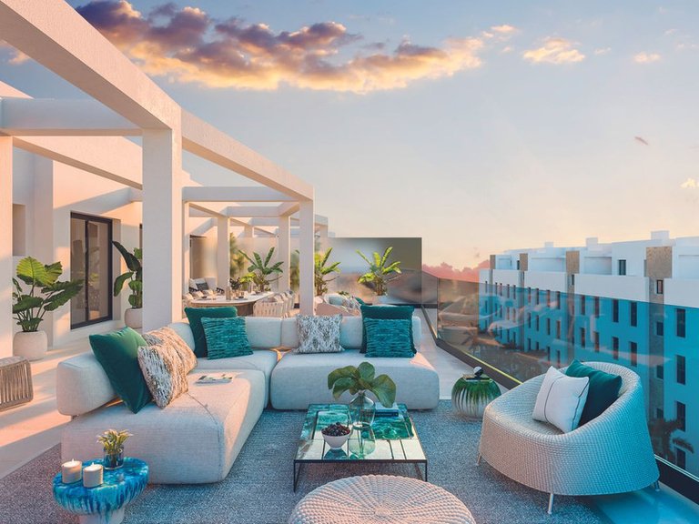 Penthouse for Sale in Las Lagunas, Malaga 2