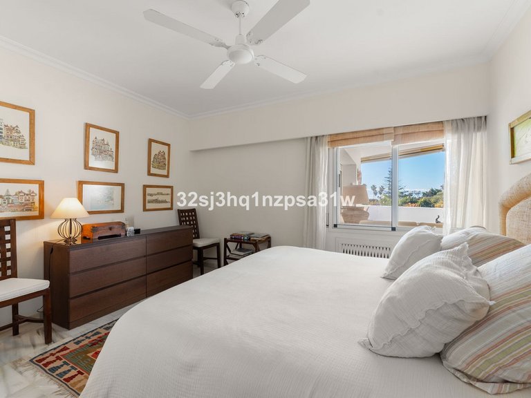 Apartment for Sale in Guadalmina Baja, Malaga 11