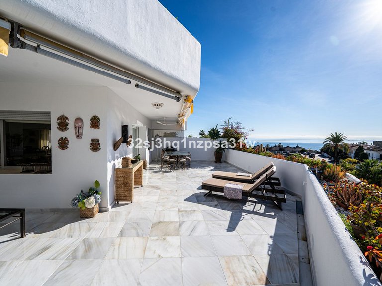 Apartment for Sale in Guadalmina Baja, Malaga 14