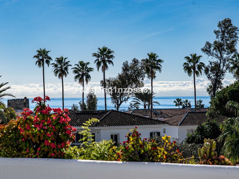 Apartment for Sale in Guadalmina Baja, Malaga 2