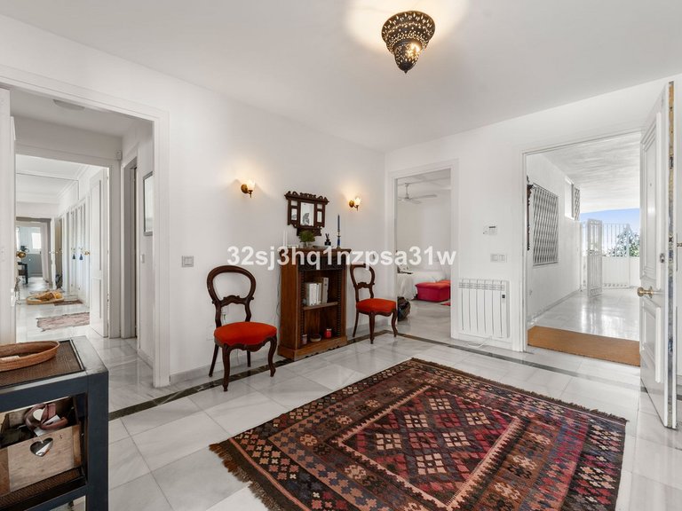 Apartment for Sale in Guadalmina Baja, Malaga 8