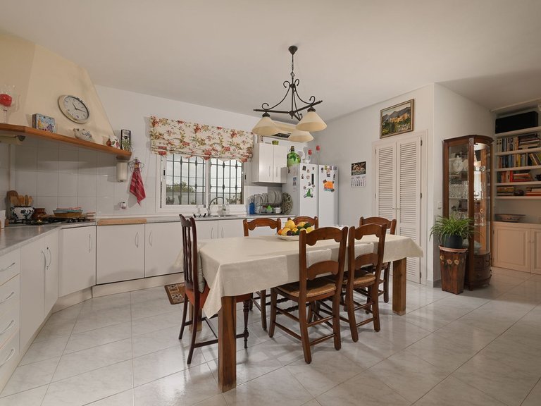 Villa for Sale in Alhaurín El Grande, Malaga 5