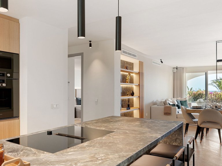Town House for Sale in The Golden Mile, Malaga 10