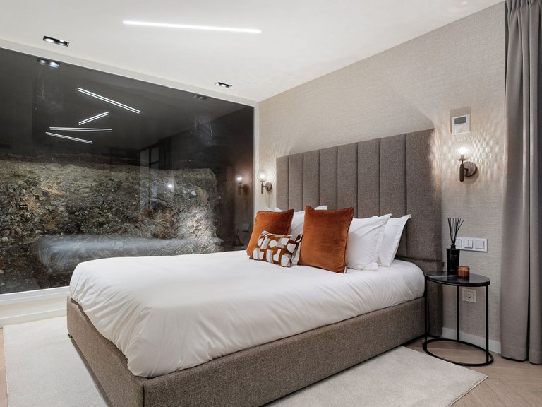 Town House for Sale in The Golden Mile, Malaga 13