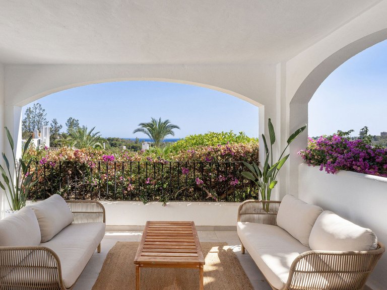 Town House for Sale in The Golden Mile, Malaga 22