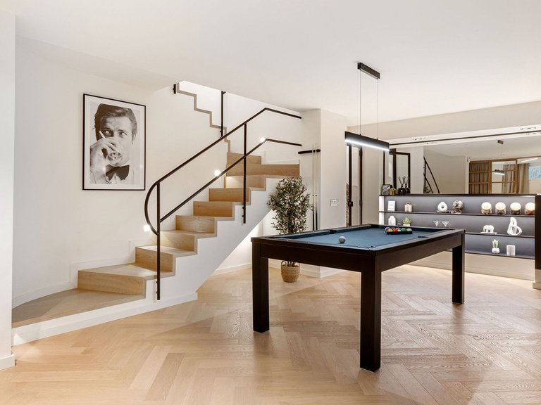 Town House for Sale in The Golden Mile, Malaga 23