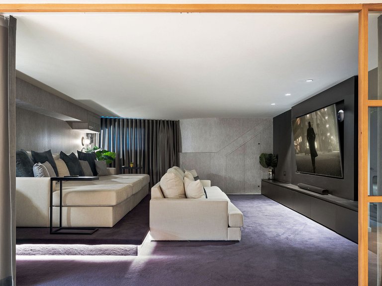 Town House for Sale in The Golden Mile, Malaga 31