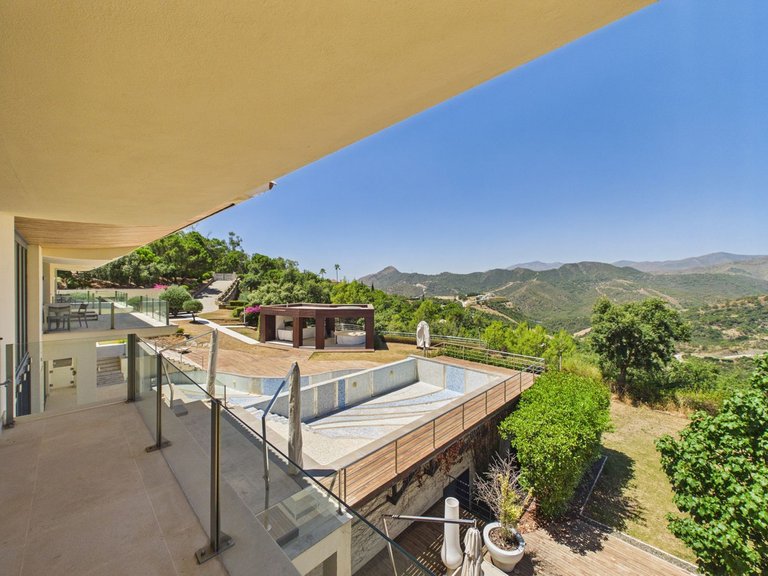 Villa for Sale in La Zagaleta, Malaga 15