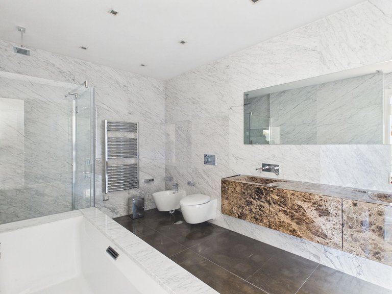 Villa for Sale in La Zagaleta, Malaga 30