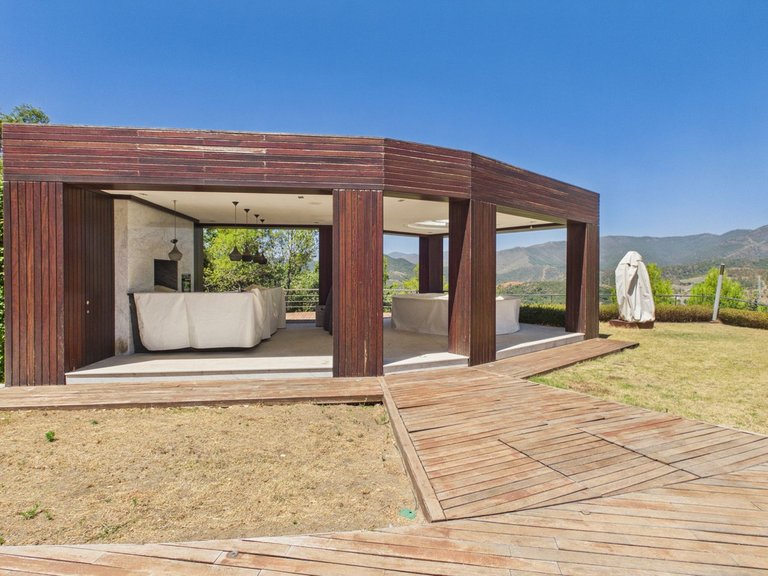 Villa for Sale in La Zagaleta, Malaga 6