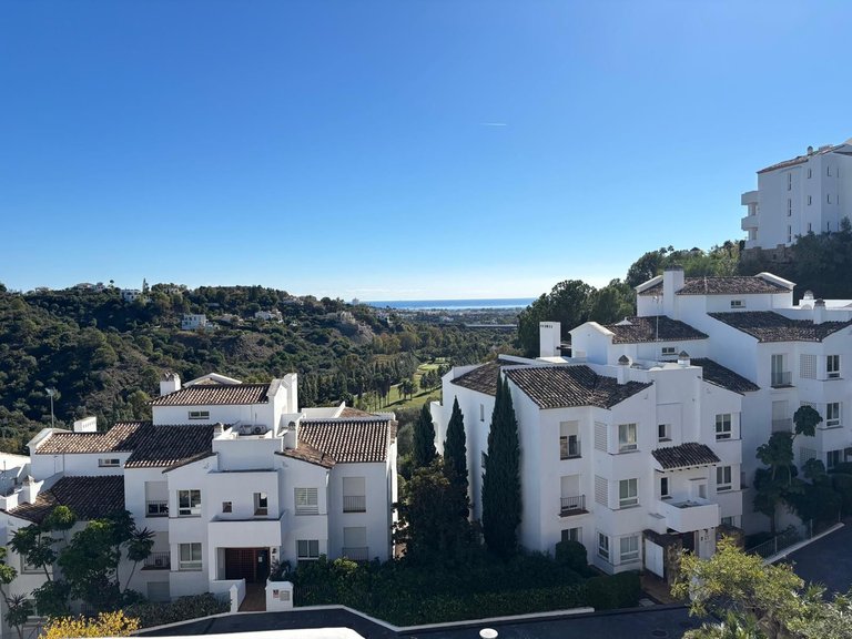 Apartment for Sale in La Quinta, Malaga 1