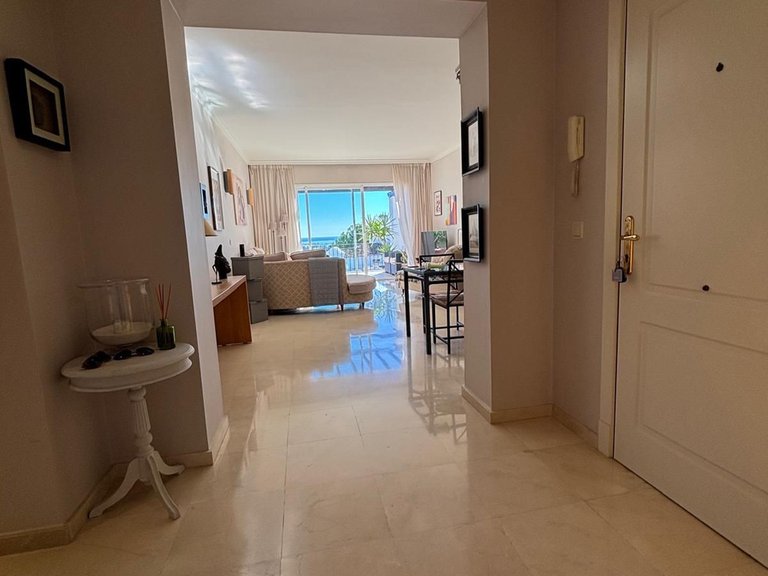 Apartment for Sale in La Quinta, Malaga 10