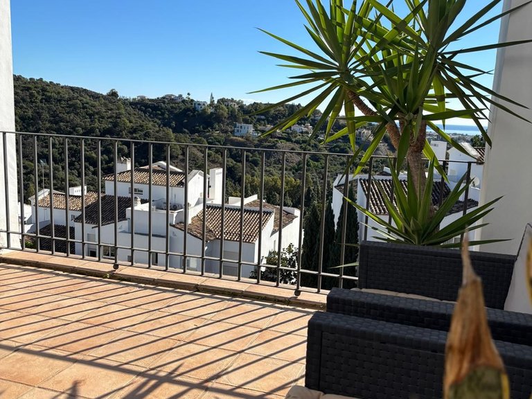 Apartment for Sale in La Quinta, Malaga 11