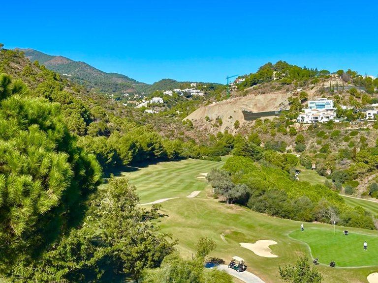 Apartment for Sale in La Quinta, Malaga 15