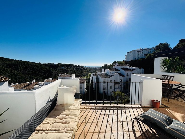 Apartment for Sale in La Quinta, Malaga 17