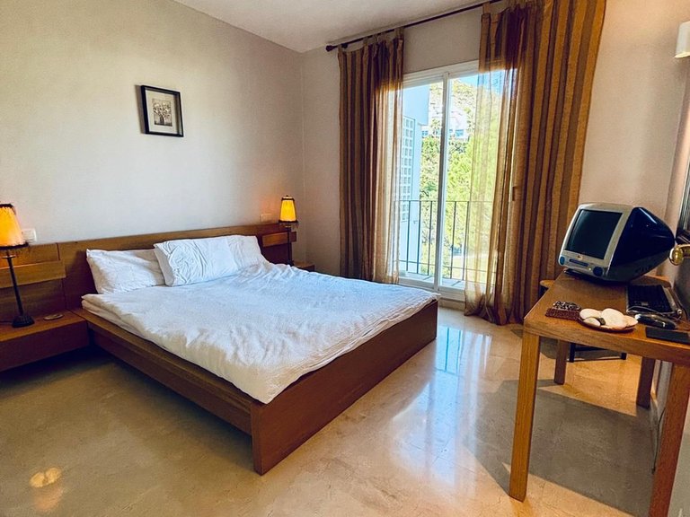 Apartment for Sale in La Quinta, Malaga 41