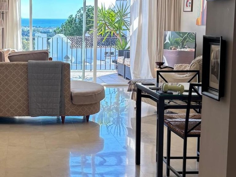 Apartment for Sale in La Quinta, Malaga 42