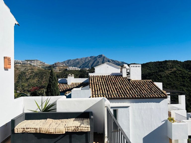 Apartment for Sale in La Quinta, Malaga 5