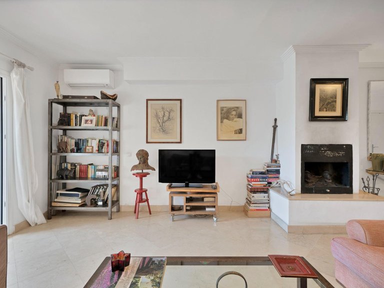 Villa for Sale in Nagüeles, Malaga 10
