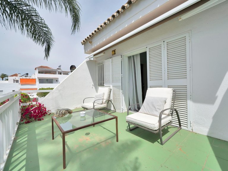 Villa for Sale in Nagüeles, Malaga 29