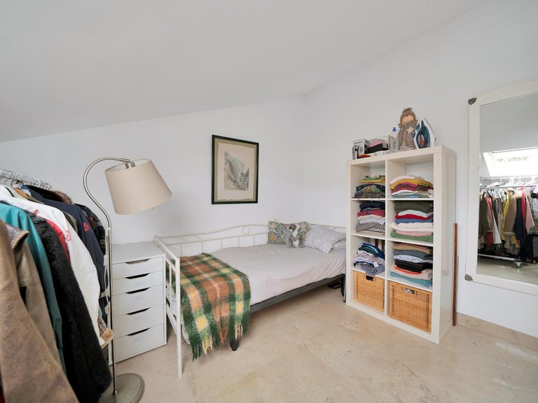 Villa for Sale in Nagüeles, Malaga 43