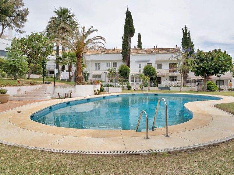 Villa for Sale in Nagüeles, Malaga 50