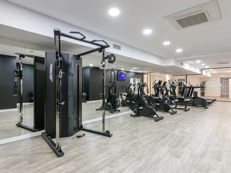 Apartment for Sale in El Paraiso, Malaga 13