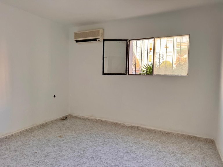 Apartment for Sale in Torremolinos, Malaga 1