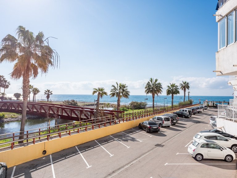 Apartment for Sale in San Pedro De Alcántara, Malaga 1
