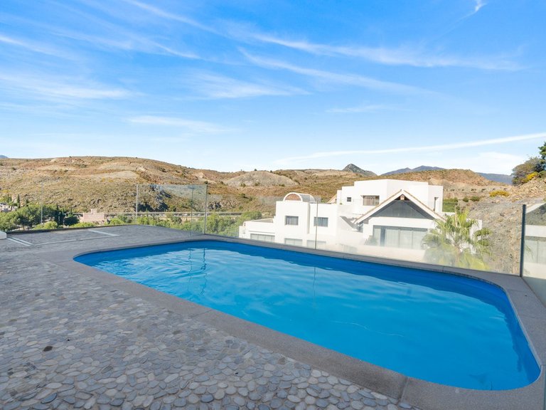 Apartment for Sale in Los Flamingos, Malaga 10