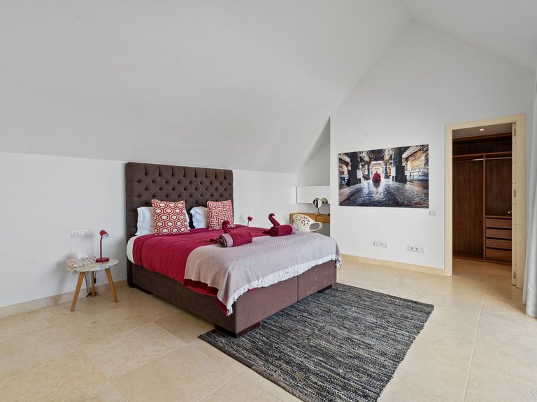 Apartment for Sale in Los Flamingos, Malaga 15