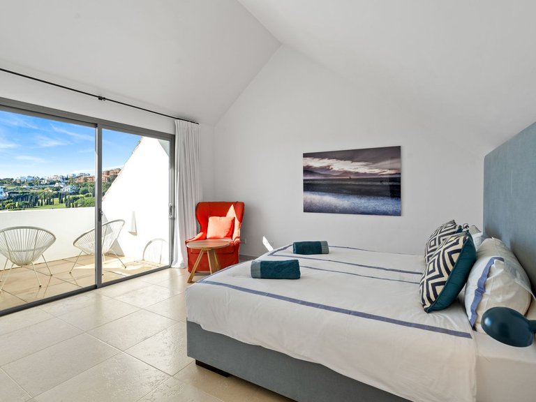 Apartment for Sale in Los Flamingos, Malaga 18