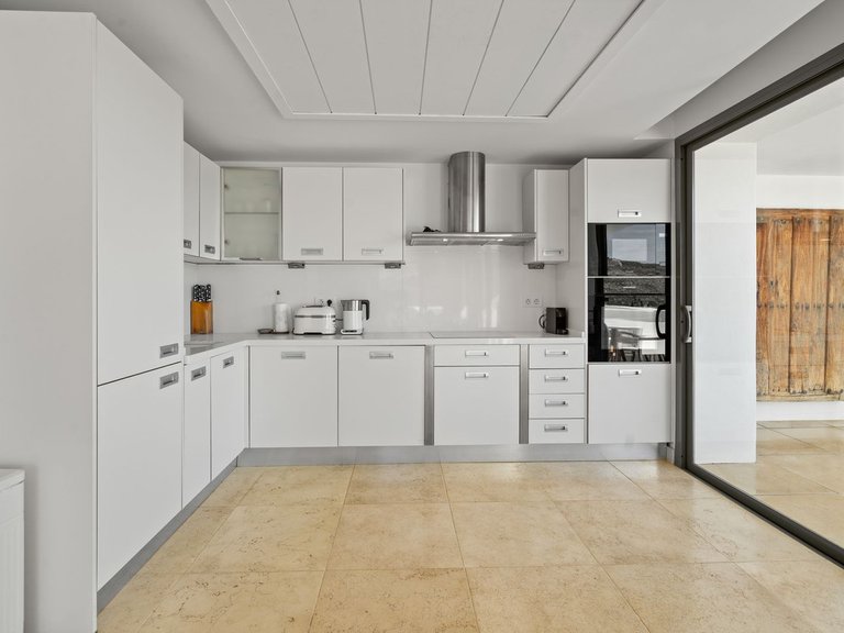 Apartment for Sale in Los Flamingos, Malaga 5