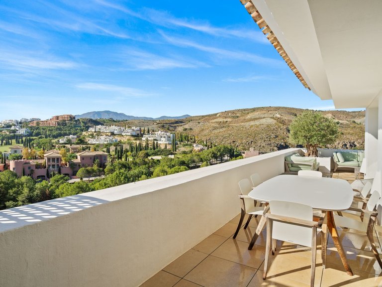 Apartment for Sale in Los Flamingos, Malaga 6