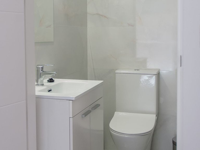 Apartment for Sale in Fuengirola, Malaga 24