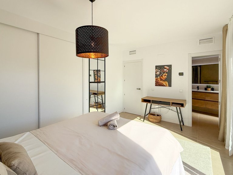 Villa for Sale in El Paraiso, Malaga 24