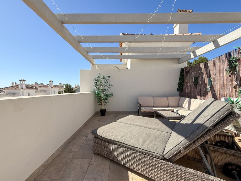 Villa for Sale in El Paraiso, Malaga 34