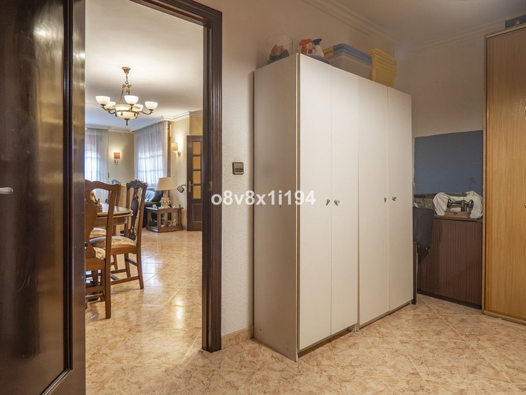 Villa for Sale in Ciudad Jardín, Malaga 13