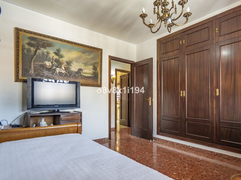 Villa for Sale in Ciudad Jardín, Malaga 38