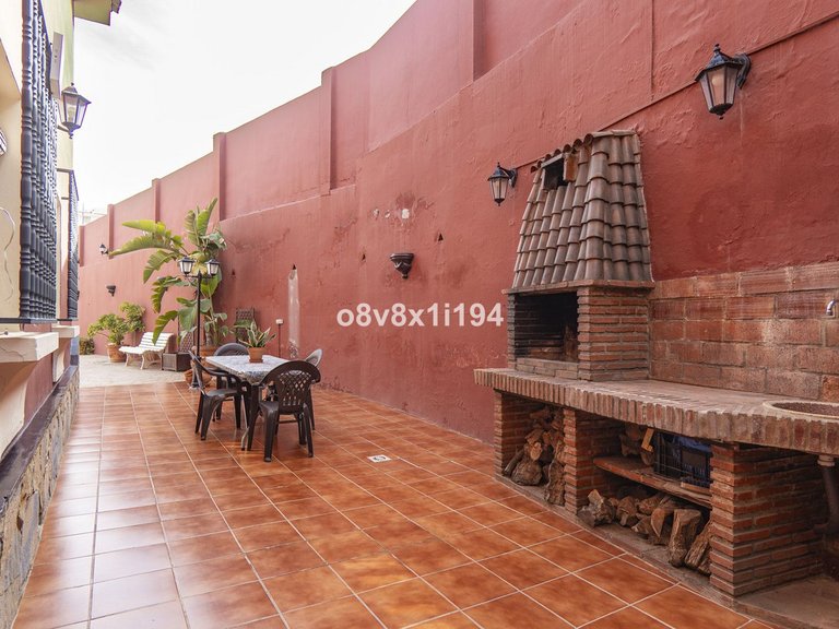 Villa for Sale in Ciudad Jardín, Malaga 54